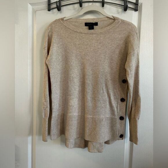 Tahari Tan Button Side Pullover Sweater Women’s XS EUC - Picture 1 of 12